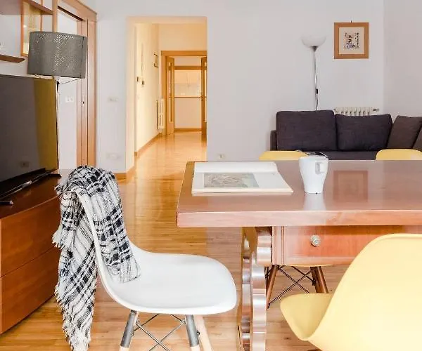Daire Elegant Via Veneto By Varental Roma